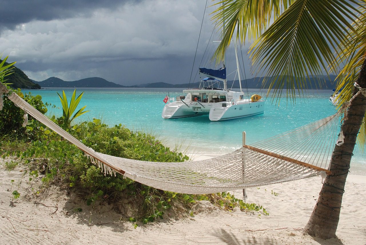 CATAMARAN SNORKELING & PARTY BOAT EN PUNTA CANA